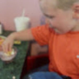 Meet your Posher, Ashley